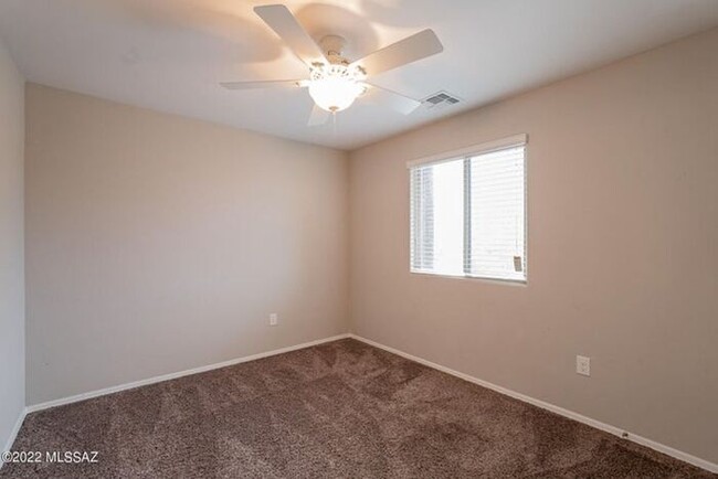 Building Photo - Spacious & Stylish Living in Saguaro Bloom...