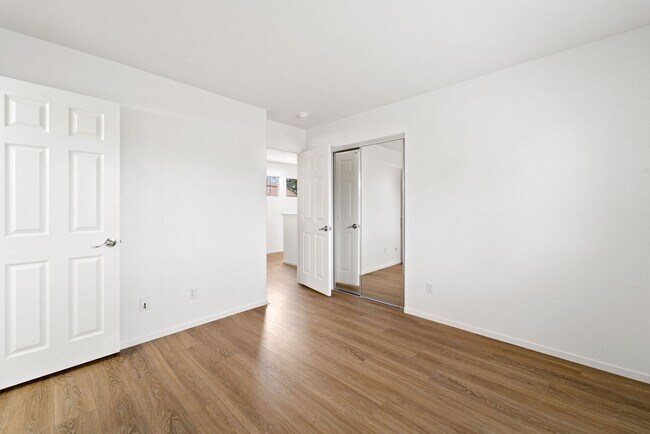 Building Photo - 8265 Gold Coast Dr