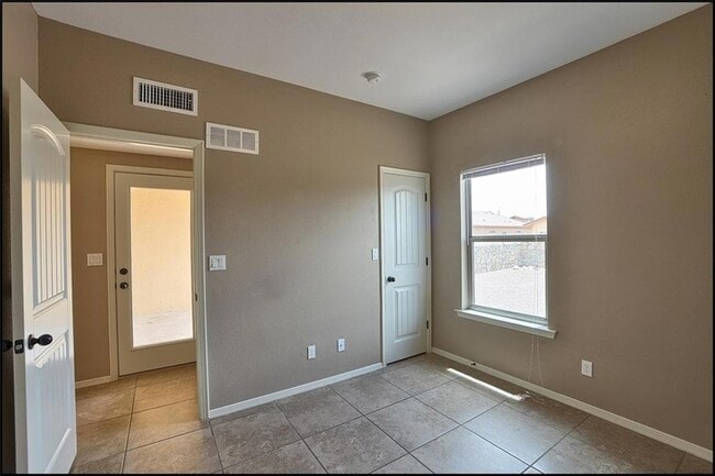 Building Photo - 14302 Pancho Gonzalez Ct