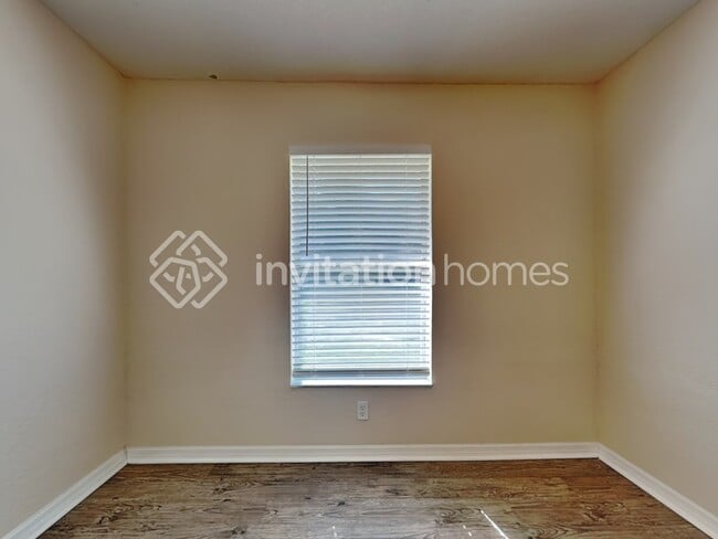 Building Photo - 518 Stephenson Ave