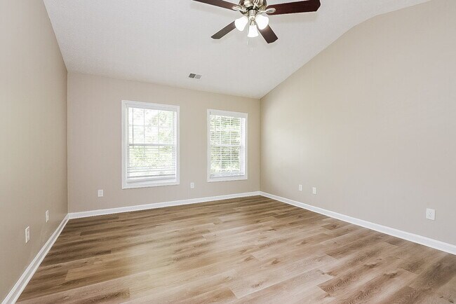 Building Photo - 107 Chamberlyn Ln