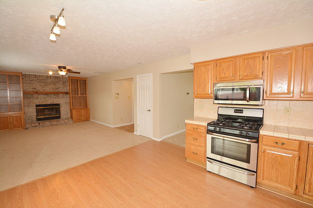 Building Photo - 7733 Maradona Dr S