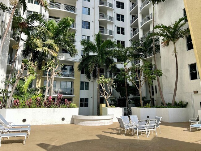 Building Photo - 1830 Radius Dr