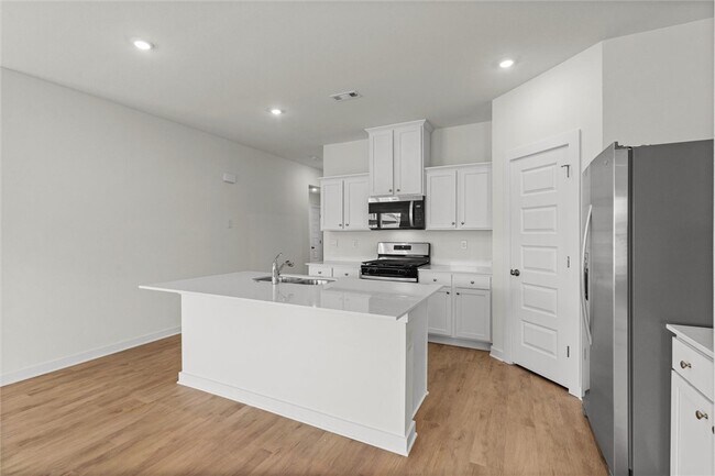 Building Photo - 109 Ratliff Ave
