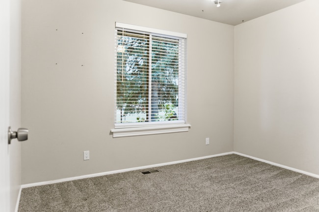 Building Photo - 1630 Plata Way