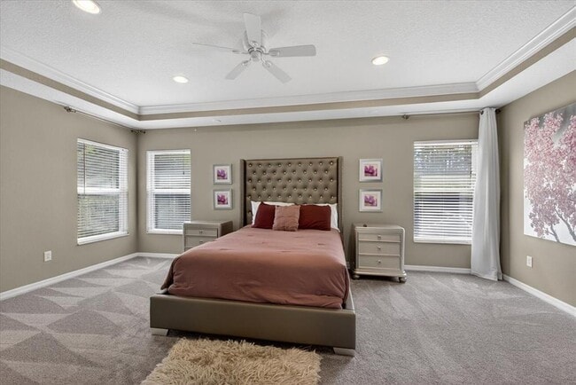 Building Photo - 11115 Avery Oaks Dr