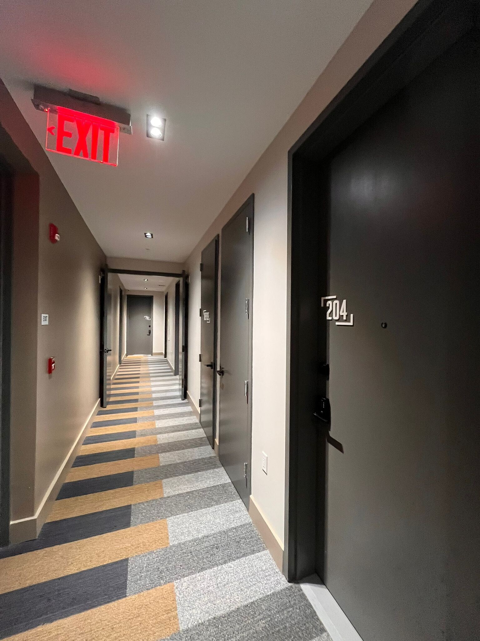 Building Photo - 324 Arlington Ave