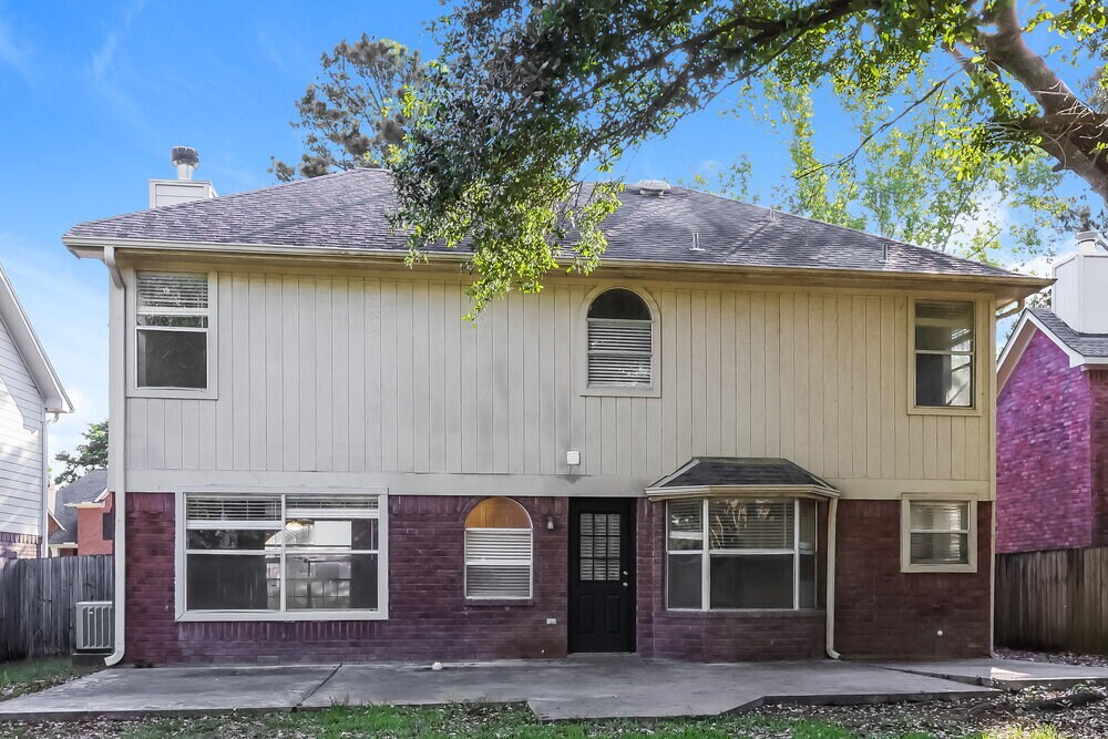 Building Photo - 16821 Kettle Creek Dr