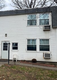 Building Photo - Chinworth