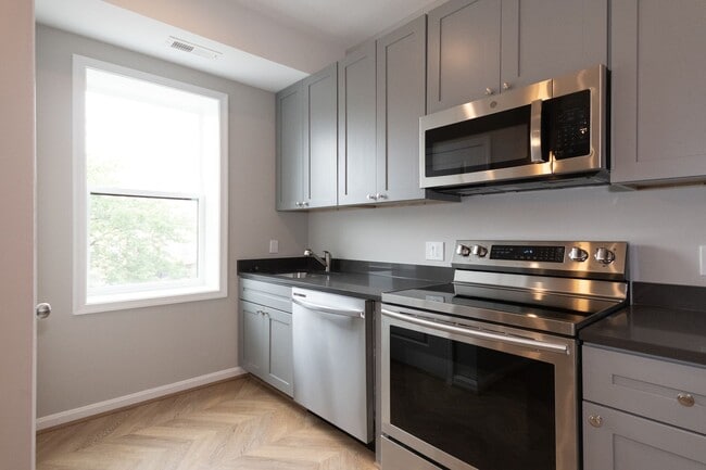 Building Photo - 1201 I St NE