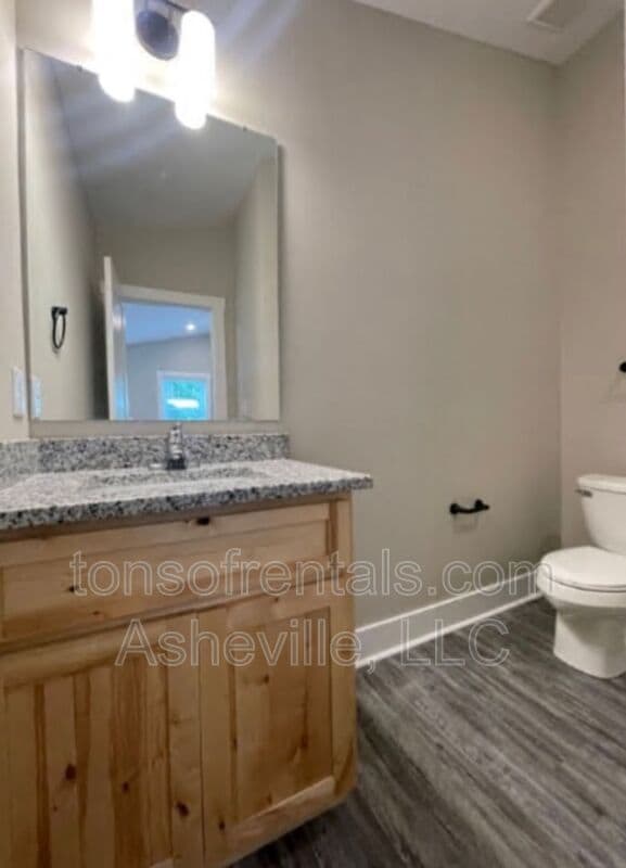 Building Photo - 63 East St