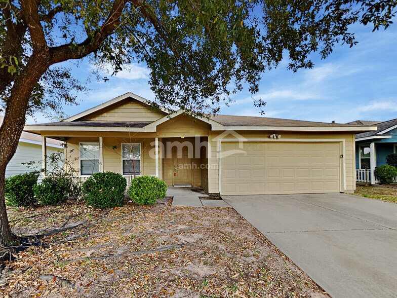Primary Photo - 21530 Daylily Hills Dr
