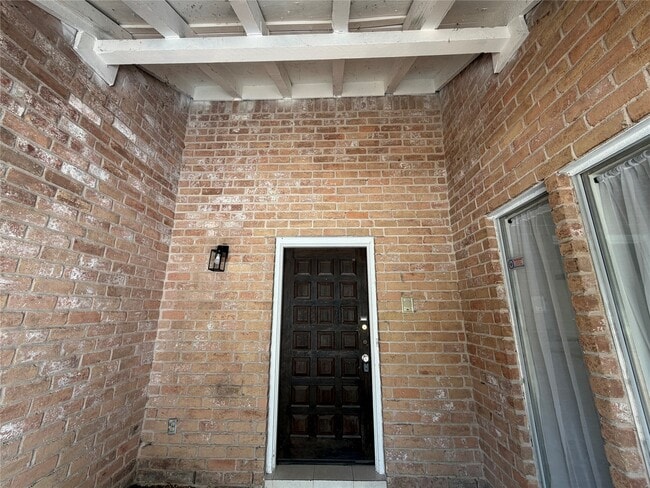 Building Photo - 14407 Locke Ln