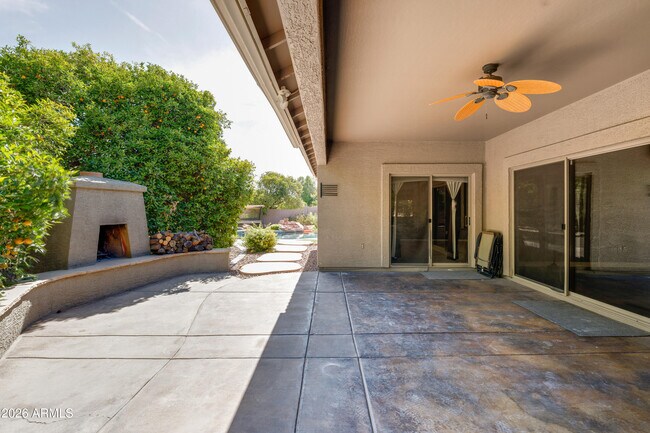 Building Photo - 4335 E Fox Cir