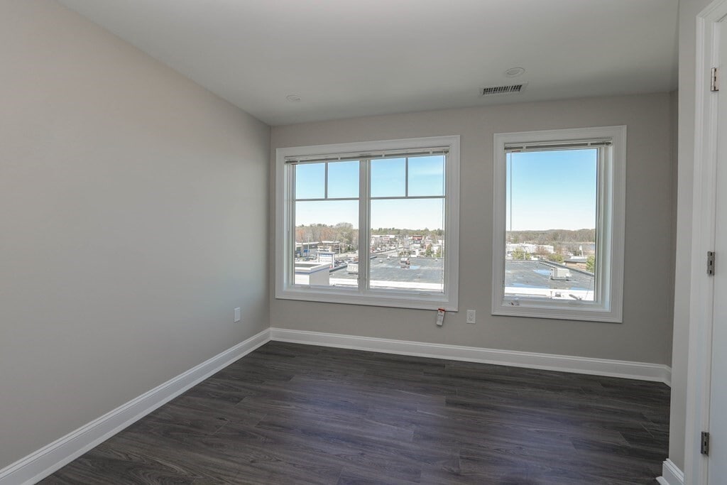 Building Photo - 760 Legacy Pl