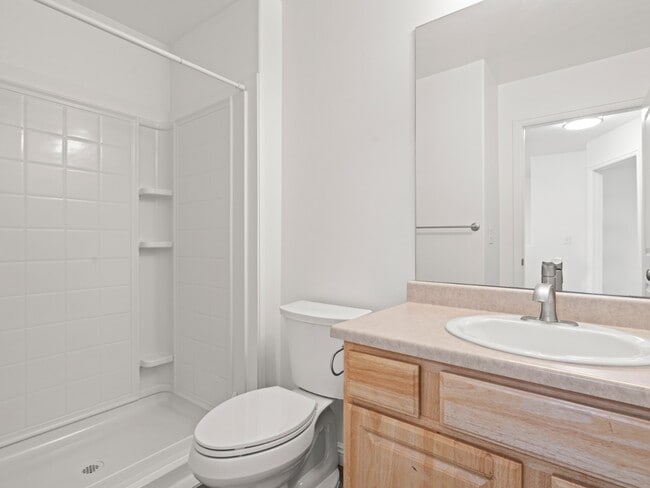 Building Photo - 5047 W Rock Butte Rd