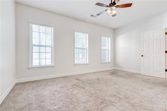 Building Photo - 3304 Ferncliff Ct