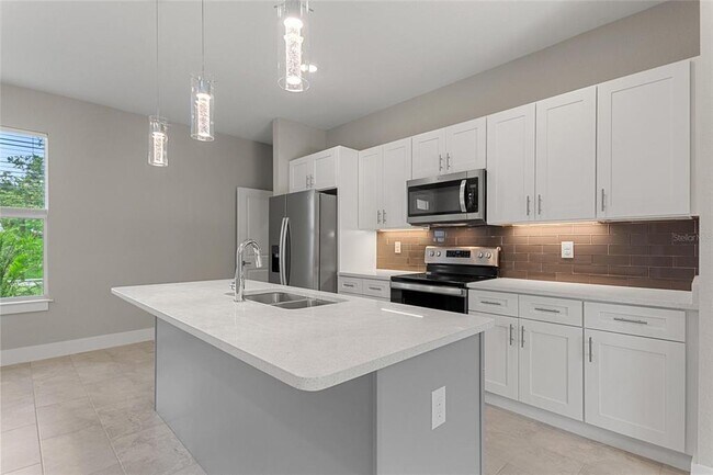 Building Photo - 1251 Dustin Rd