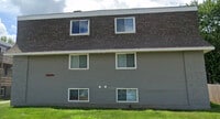 Building Photo - 3553 Heatherton Dr