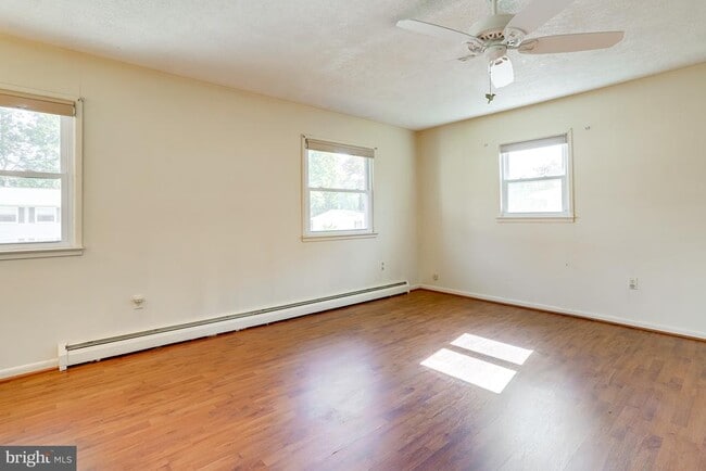 Building Photo - 13714 Gran Deur Dr