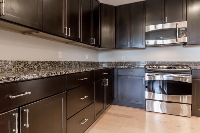 Building Photo - 2BR/2BA East Bayside Luxury Condo Near Old Port, W/D, Parking, Central AC, Views