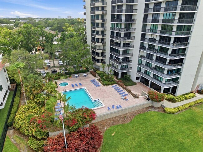 Building Photo - 2413 Bayshore Blvd