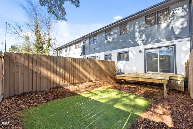 Building Photo - 1616 Boyer St