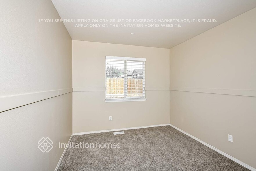 Building Photo - 20213 13th Ave Ct E