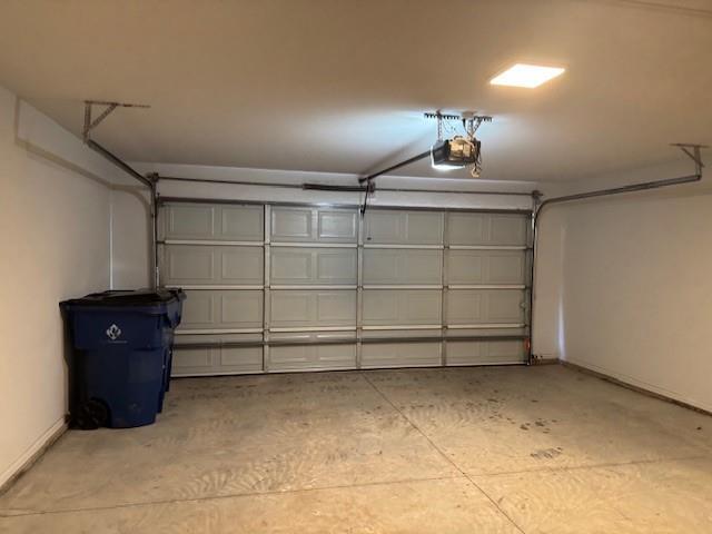 Building Photo - 634 Marlin Ct