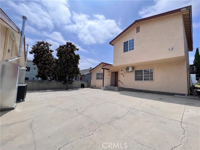 Building Photo - 651 Maltman Ave