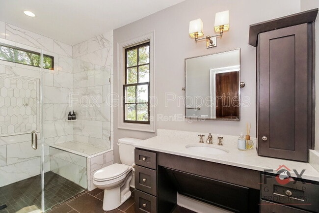 Building Photo - 17120 Belle Isle Dr