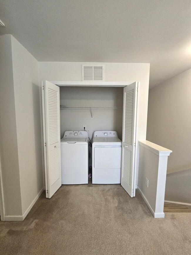 Building Photo - Beautiful Home Available for Rent in Charlotte, NC 28212