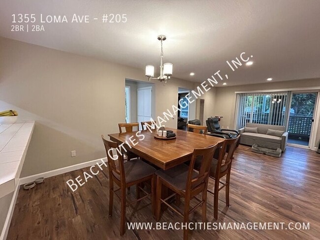 Building Photo - 1355 Loma Ave