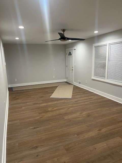 Building Photo - 635 Birchwood Ln SW