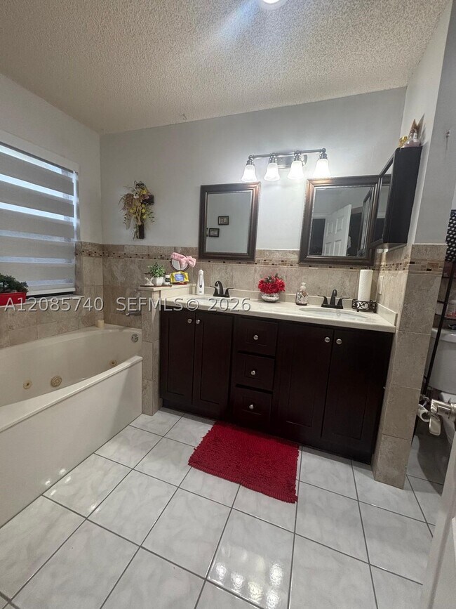 Building Photo - 14934 SW 168th Terrace