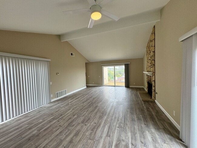 Building Photo - Single Story 3 Bedroom House in Carlsbad