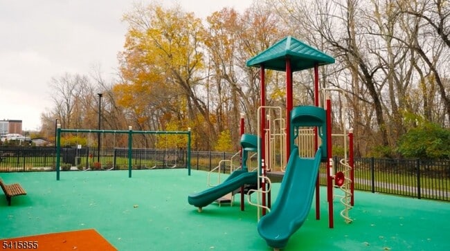 Building Photo - 51 Okner Pkwy