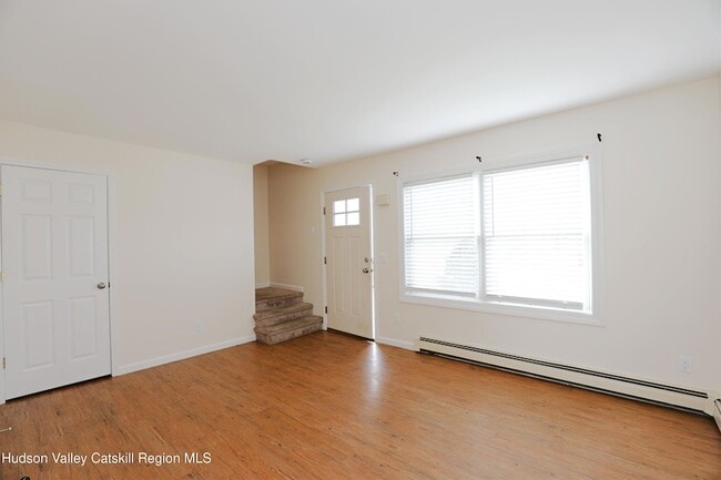 Building Photo - 87 Delaware St