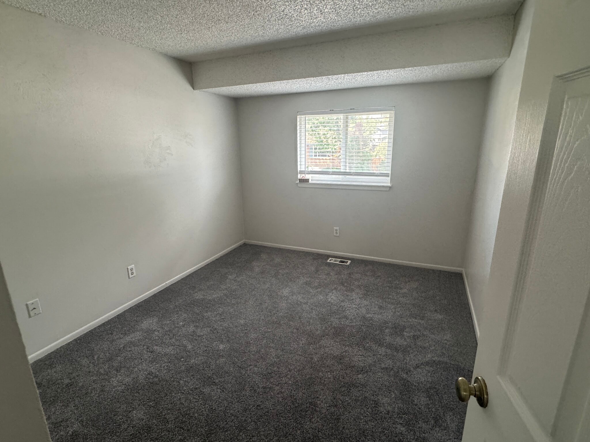 Building Photo - 5730 W 111th Pl