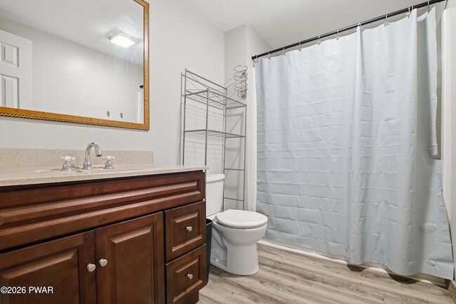 Building Photo - 760 Hudson St