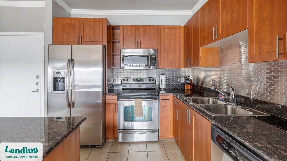 Building Photo - 15777 Quorum Dr