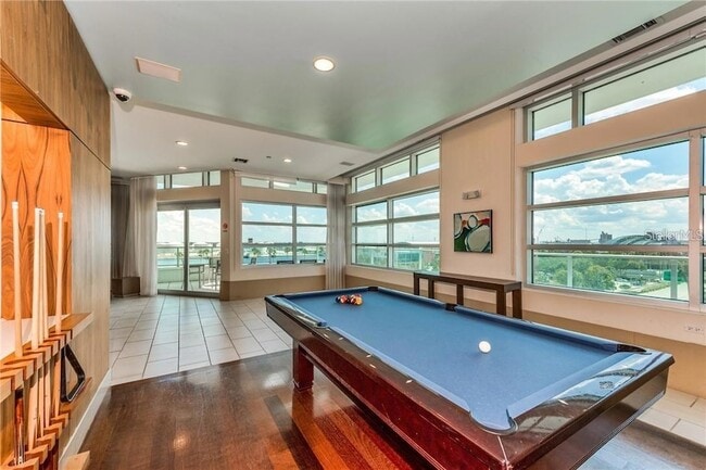 Building Photo - 912 Channelside Dr