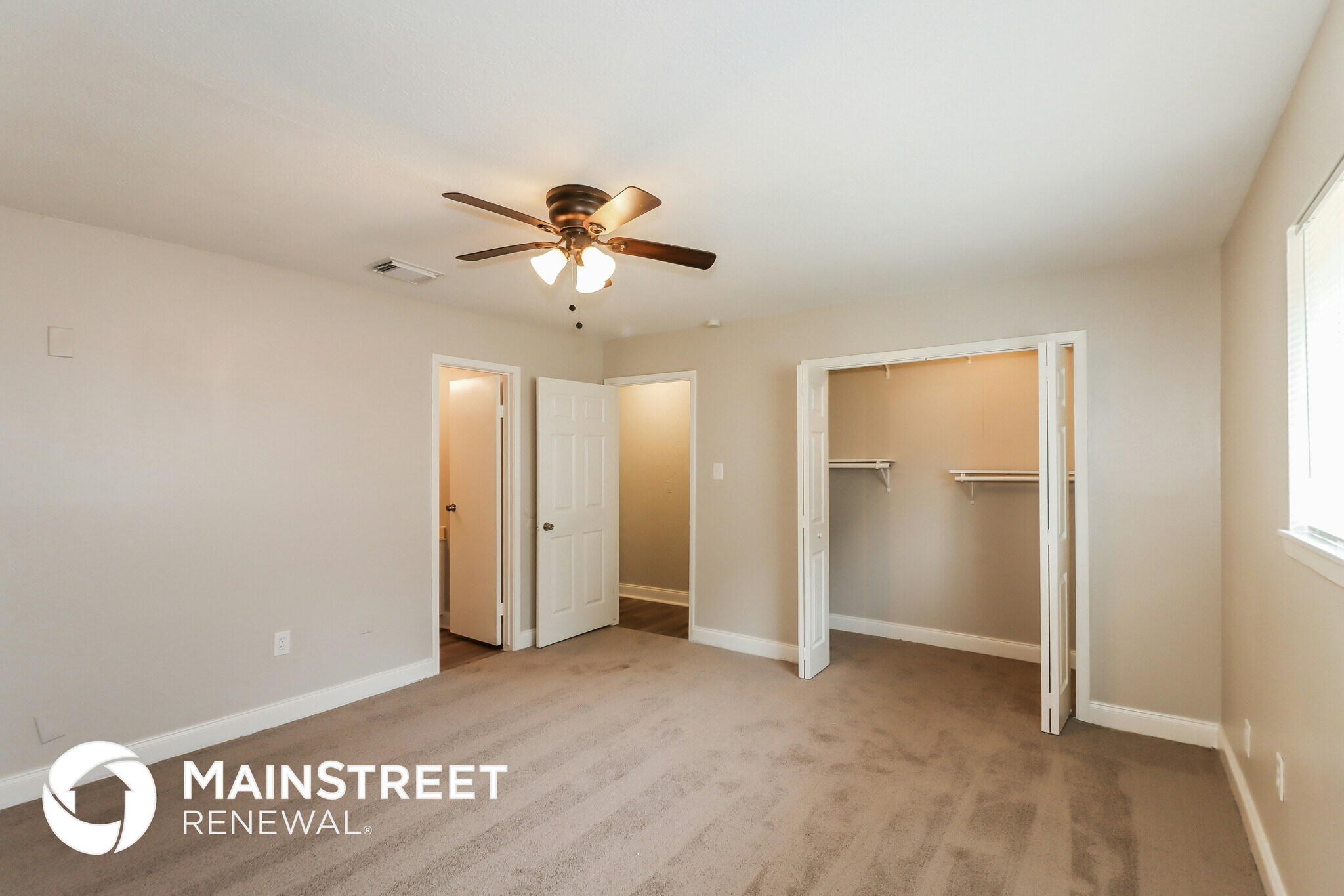 Building Photo - 10531 Mills Walk Dr