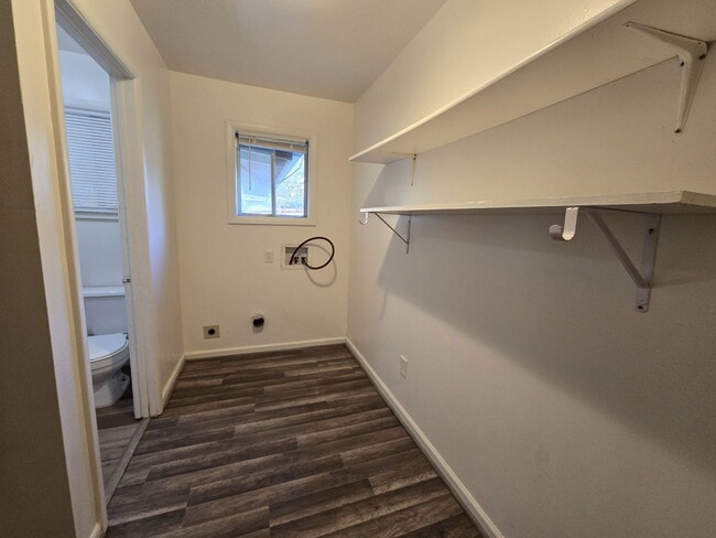 Building Photo - 1800 NW Lynwood St