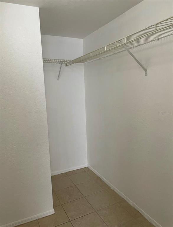 Building Photo - 827 Camargo Way