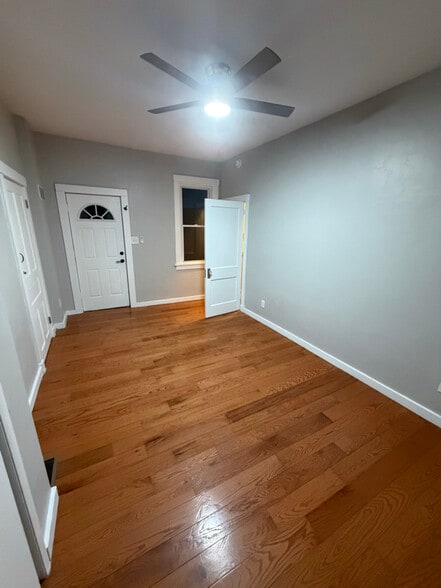 Building Photo - 6 Gensler Rd