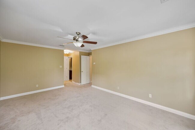 Building Photo - 12819 Huntercreek Rd