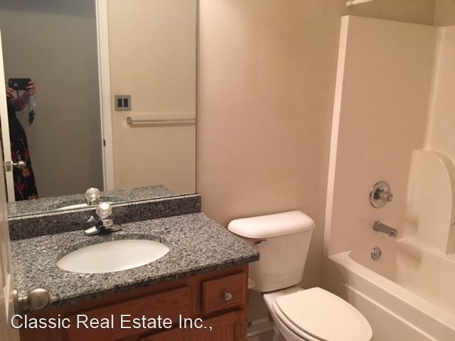 Building Photo - 3 br, 2 bath House - 3000 Sewanee Lane