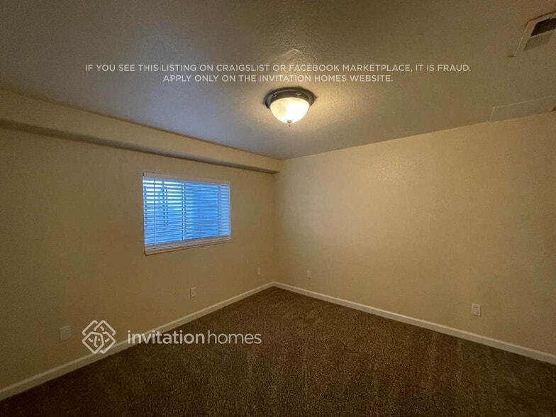 Building Photo - 5255 Butterfield Dr