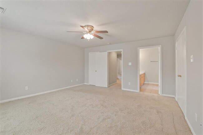 Building Photo - 11827 E Galwan Cir